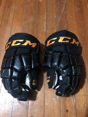 Black Senior CCM HG40 13"  Gloves