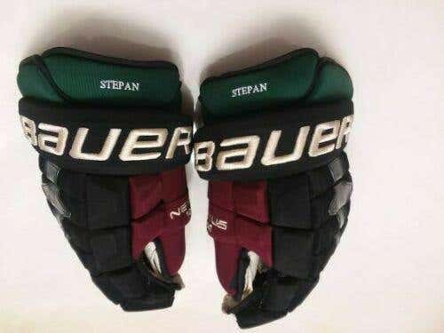 Derek Stepan game-worn Bauer Nexus 1N throwback gloves from 2019-20 season with the Arizona Coyotes