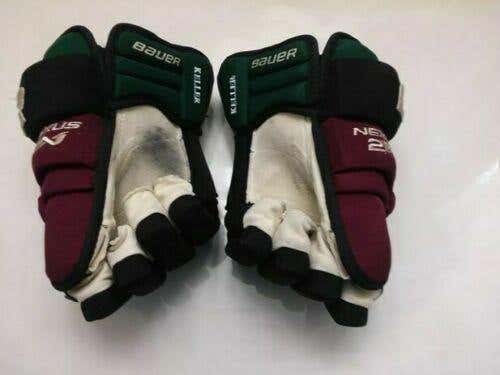 Clayton Keller game-worn 13-inch Bauer Nexus 2N throwback gloves from Arizona Coyotes 2019-20 season