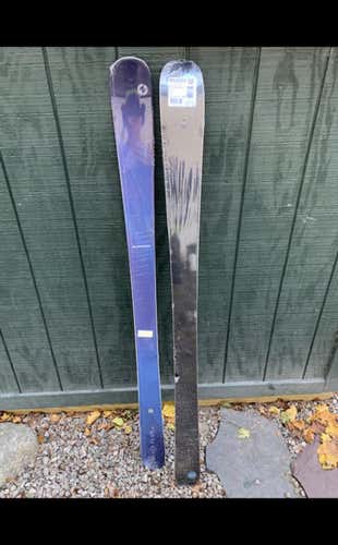Women’s  2019 Blizzard  black pearl Skis