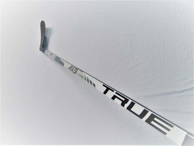 NEW | TRUE AX9 | University of Michigan Pro Stock | RH | TC2.5 (p92) curve | 77 flex