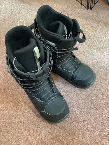 Men's Size 10 (Women's 11) Burton Moto Snowboard Boots