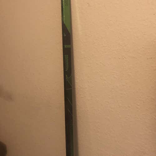 Senior Right Handed Nexus ADV P92 Hockey Stick