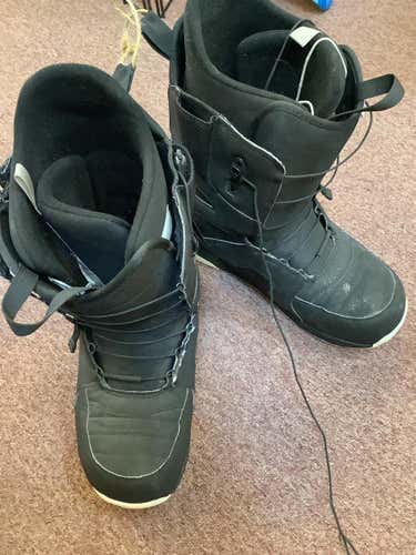 Men's Size 14 (Women's 15) Burton Moto Snowboard Boots