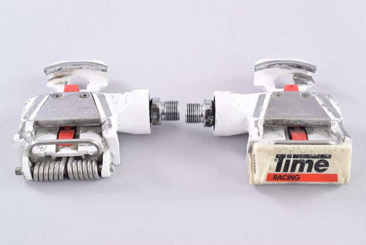 Vintage Time Racing Clipless Road Pedals 9/16" Bioperfomance Multireflex White