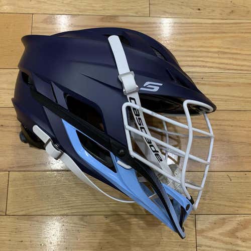pre-owned Cascade S. matte navy shell, carolina blue chin & washer, white cage & chinstrap.osfm