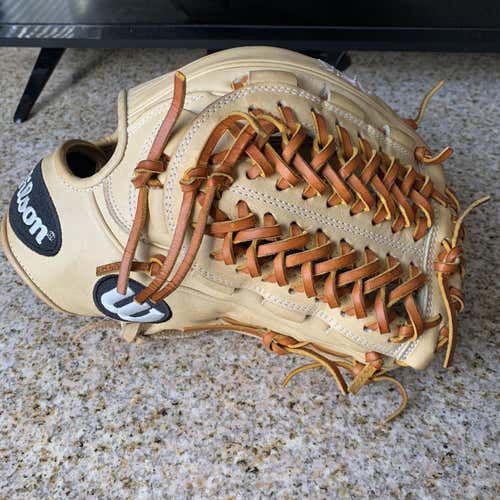 Used Pitcher's A2K 11.75" Baseball Glove