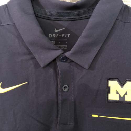 University Of Michigan Large Nike Shirt