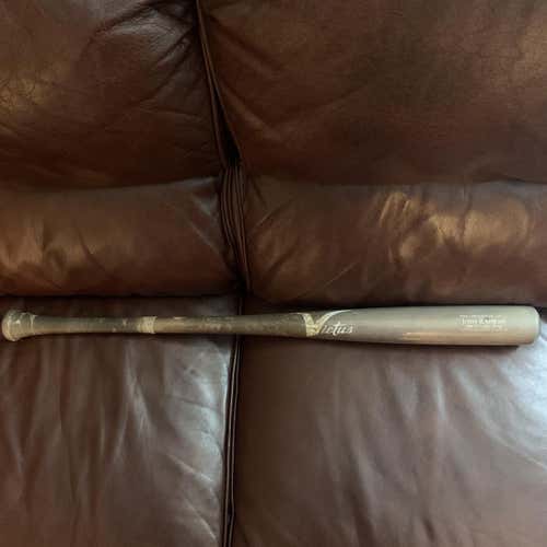 Custom Victus 33”