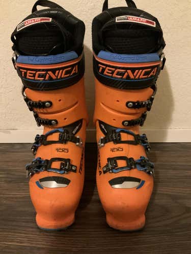 2018 Used Men's Tecnica Racing Mach1 130 MV Ski Boots