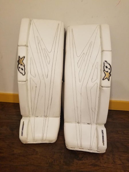White Used Intermediate 32" Brian's GNETiK 8.0 Goalie Leg Pads