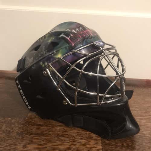 Itech 1000 Black Junior Hockey Goalie Mask With Certified Cats Eye Cage