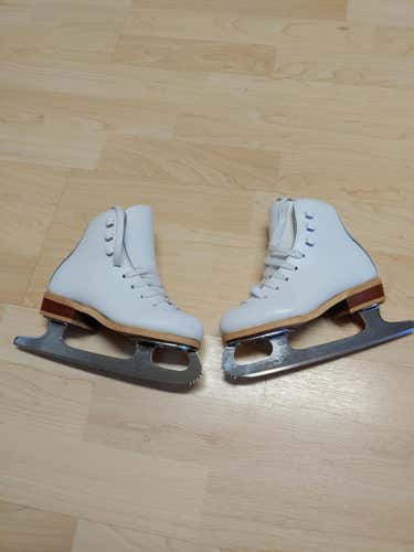 White Used Riedell Figure Skates Size 9