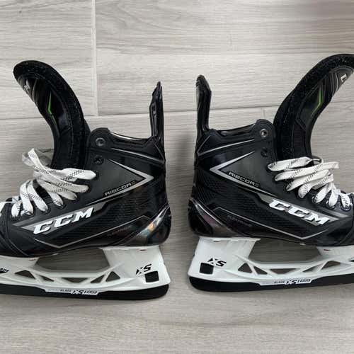 Senior CCM Ribcor 80K Extra Wide Width  Size 6.5 Hockey Skates