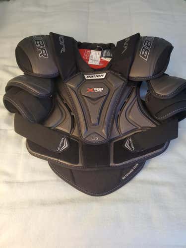 New Senior Large Bauer Vapor x900 Lite Shoulder Pads