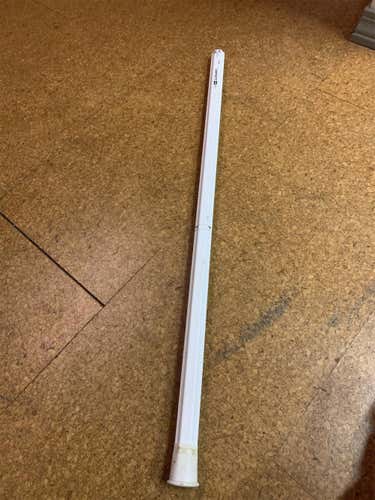 Used StringKing Composite Pro 135 prototype Shaft