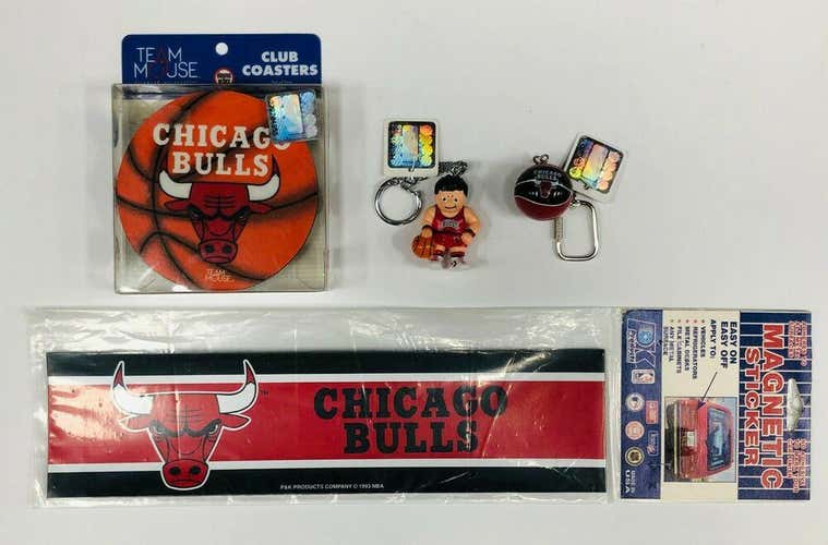 New vintage Chicago Bulls set of key chain car magnet coaster pack original vtg