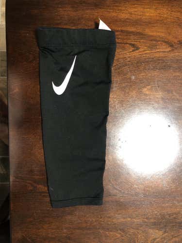 Nike Lightening Compression Arm Sleeve