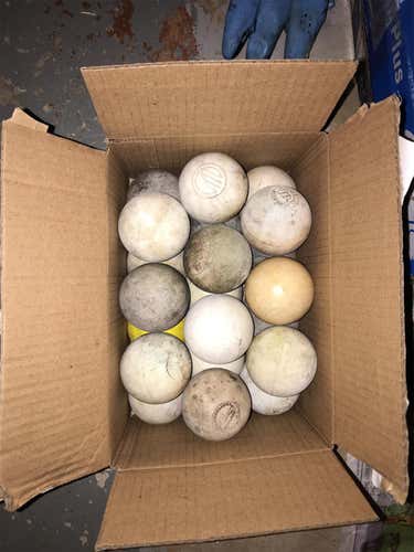 21 Pack of Lacrosse Balls