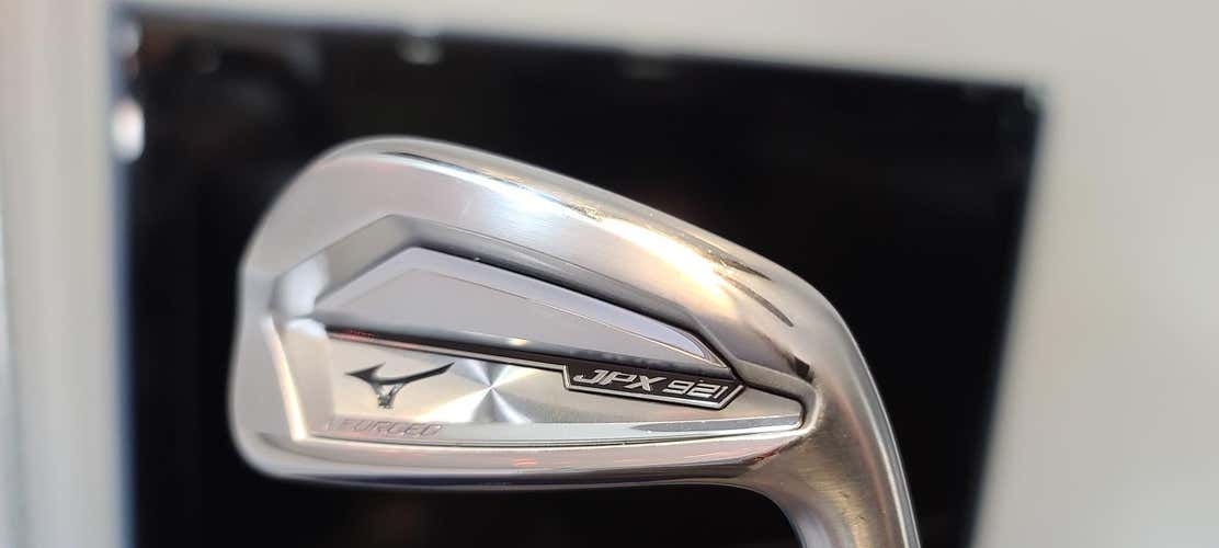 Mizuno JPX 921 Forged 4-GW w Nippon Modus Stiff shafts
