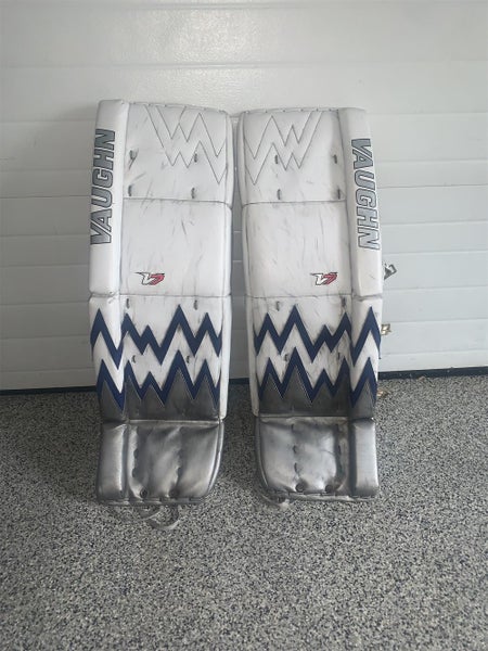 White Used 36" Vaughn Velocity V7 Goalie Leg Pads (MAKE OFFERS)