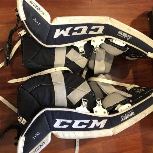 White Intermediate 29" CCM Extreme Flex E3.9 Goalie Leg Pads