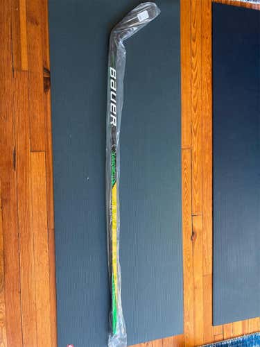 Senior Right Handed Supreme Ultra Sonic Mid Pattern  Hockey Stick