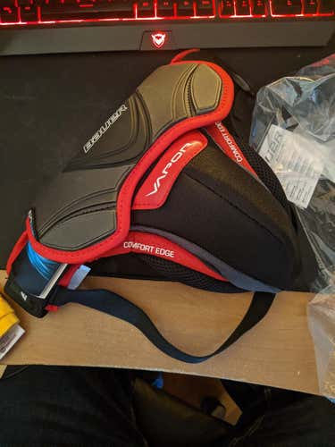 New Bauer vapor goal jock Jr.