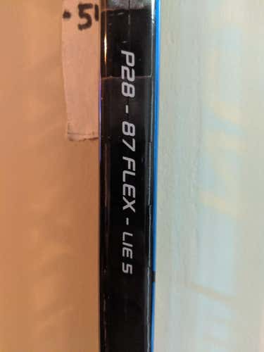 Bauer NEXUS 2N Pro Hockey Stick Righty P28 87 flex Senior Retail