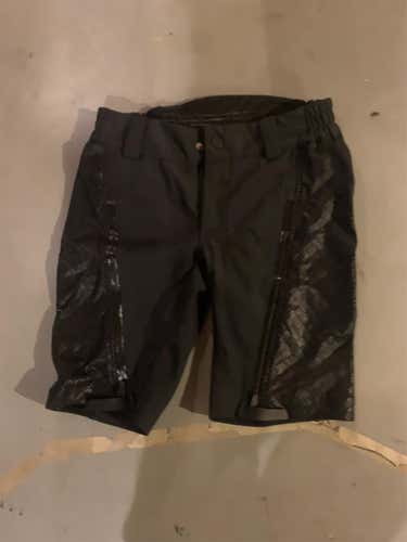 Black Adult Small SYNC Ski Pants