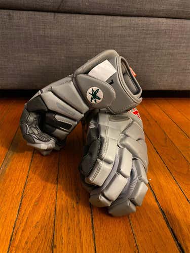 Ohio State STX Stallion 500 Lacrosse Gloves Large