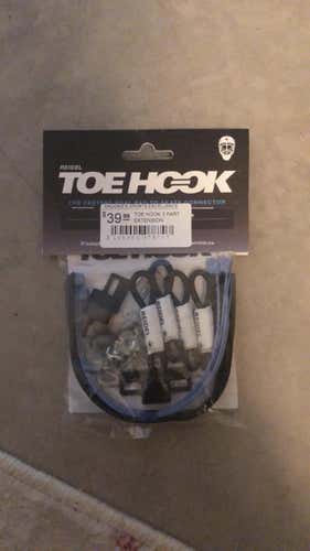New goalie toe hook for goalie pads!