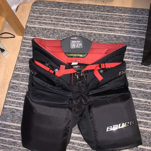 Black Senior Large Bauer Pro Stock Hockey Goalie Pants