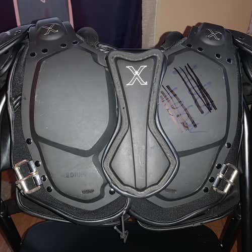 Used Medium Xenith Shoulder Pads