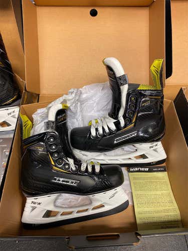 Junior Bauer Supreme Ignite Pro Regular Width Size 2 Hockey Skates