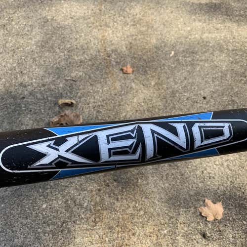 High School/College  Composite Xeno (-10) 23 oz 33" Bat