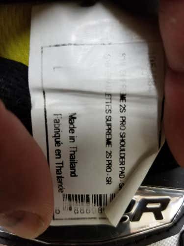 Used Senior Medium Bauer Supreme 2S Shoulder Pads and CCM Pittsburg Pants