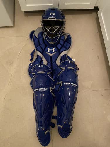 New Youth Under Armour Victory Series Catcher's Set Size 7 - 12