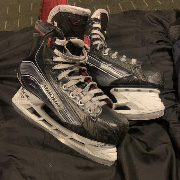 Senior Bauer Vapor X800 Regular Width Size 8.5 Hockey Skates