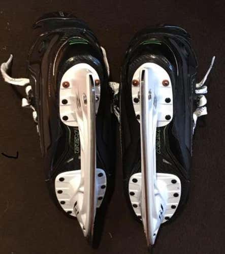 Junior CCM RibCor 50K Extra Wide Width Size 5 Hockey Skates