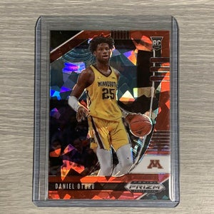 Daniel Oturu 20-21 Panini Prizm Draft Picks Red Cracked Ice Minnesota RC #73