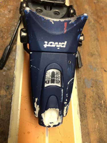 Look Pivot P18 - Din 18 95mm brakes