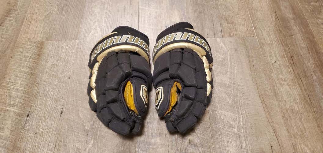 Black Used Senior Warrior Luxe Gloves 14" Pro Stock
