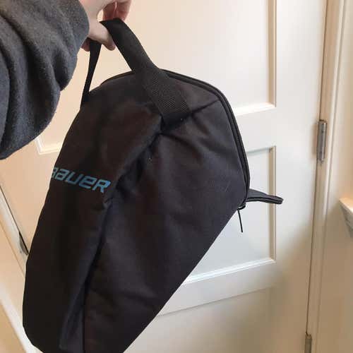 New Bauer Goalie Helmet Bag