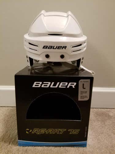 White New Large Bauer Re-Akt 75 Helmet