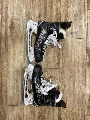Used Senior Bauer Supreme 1S Hockey Skates Regular Width Size 10
