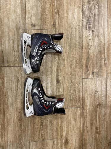 Used Senior Bauer Vapor X70 Hockey Skates Regular Width Size 9