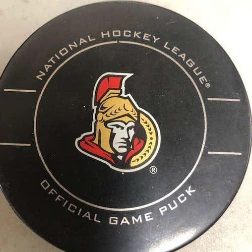 Ottawa Senators NHL Official pucks