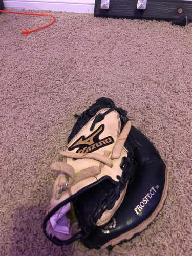 Black Kid Pitch (9YO-13YO) Catcher's Prospect 32.5" Baseball Glove