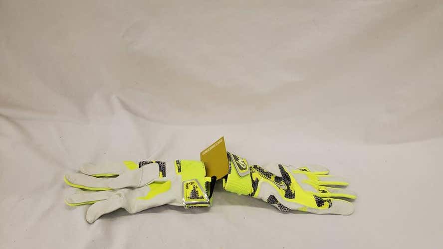 Used Nike Lg Pair Baseball & Softball Batting Gloves